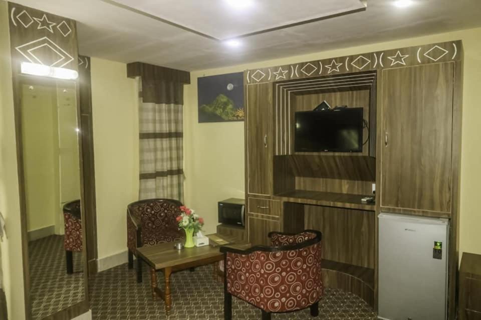 Hotel Suryansh Pvt Ltd Hetauda Dış mekan fotoğraf